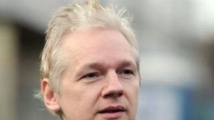 Ассанж предупредил о новой утечке на случай закрытия WikiLeaks