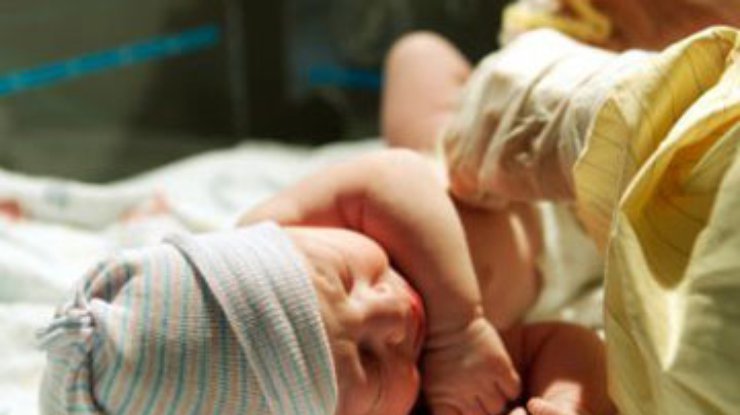 В Молдове женщина родила пятерых близнецов