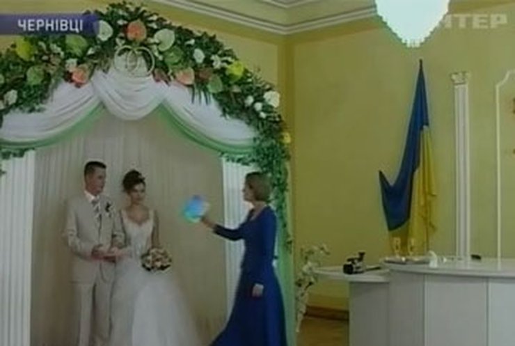 В Черновцах подорожали свадьбы и похороны