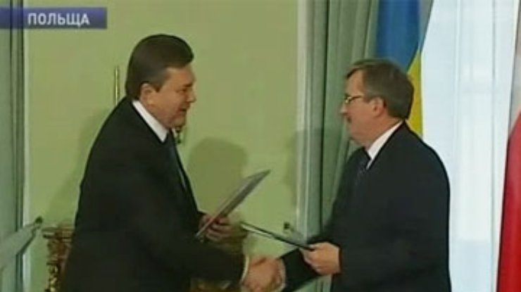 Янукович и Коморовский решили забыть старые обиды