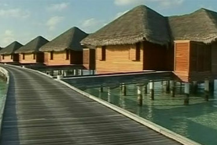 Курорт, где работают только блондины, появится на Мальдивах