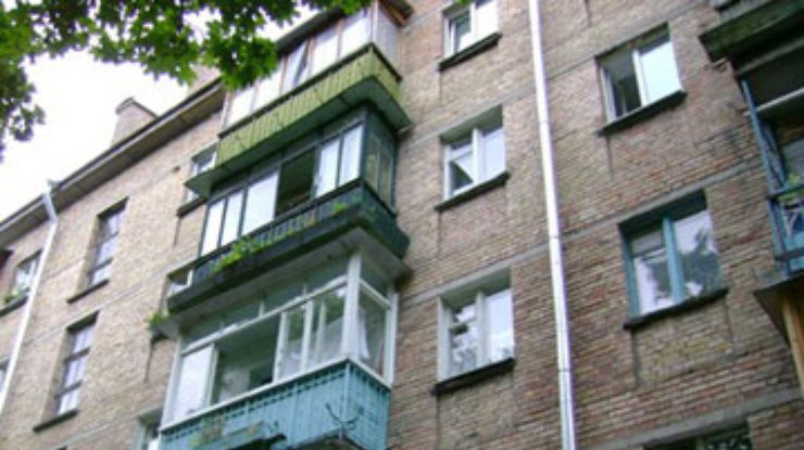 Жителей трех киевских "хрущевок" переселят в 2011 году