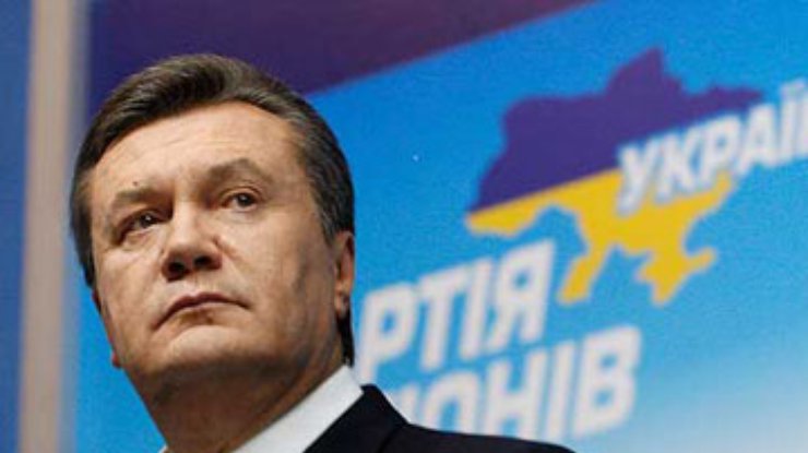 Янукович выступил за преемственность власти в Украине