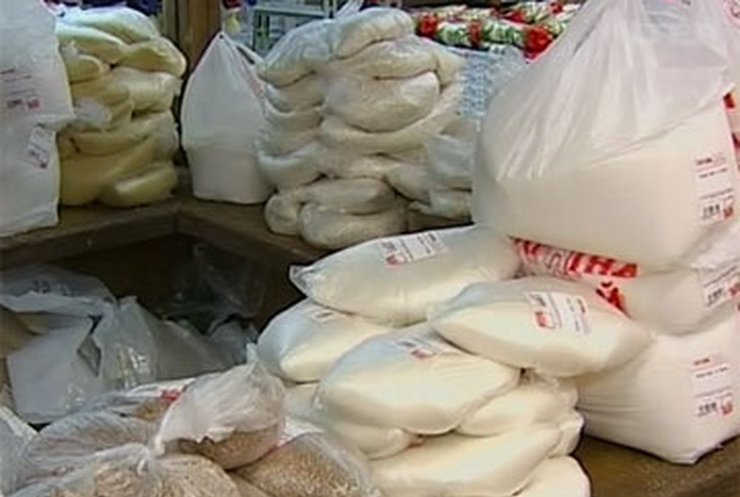 Киевская власть установила граничные наценки на продукты питания