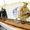 На "Празднике шоколада" во Львове презентуют длинный шоколадный торт
