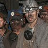 Голодные шахтерские жены штурмуют Донецкую облгосадминистрацию