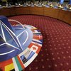 НАТО не смущает внеблоковый статус Украины