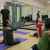 Таксистам Нью-Йорка начнут преподавать йогу