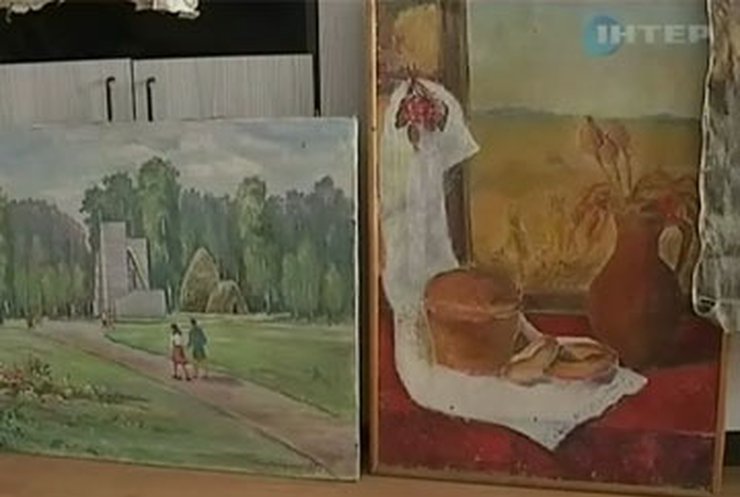В Ровно задержали похитителей картин эпохи соцреализма