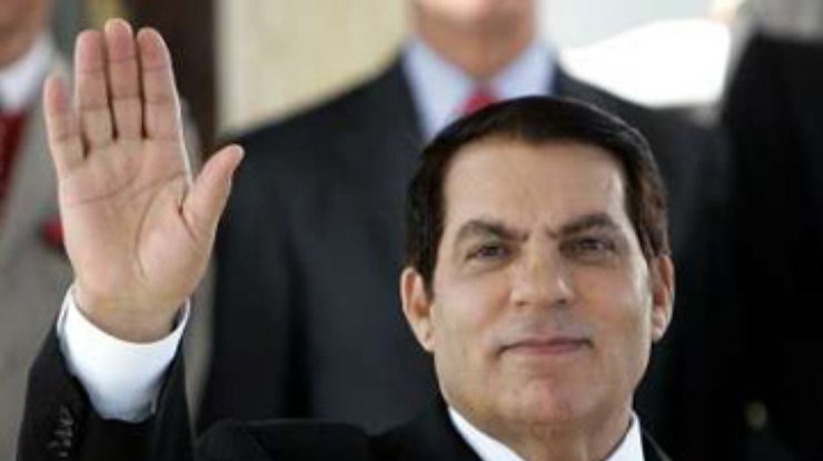 СМИ: Свергнутый президент Туниса впал в кому