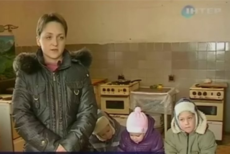 Военным и их семьям во Львовской области приходится жить при свечах