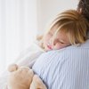 Младенцы за год отбирают у родителей 3 недели сна