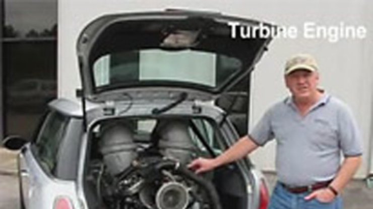 В США тюнеры оснастили Mini реактивным двигателем
