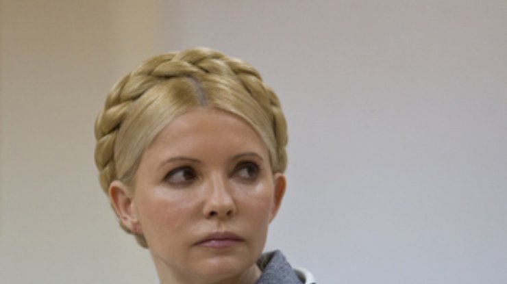 Тимошенко созывает брифинг сразу после телемоста Януковича