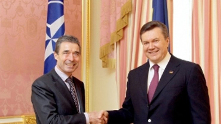 Президент создал комиссию по партнерству с НАТО