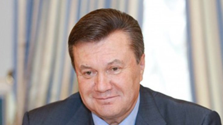 Врачи пока запрещают Януковичу много ходить