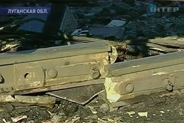 В Луганске сошли с рельсов 13 товарных вагонов