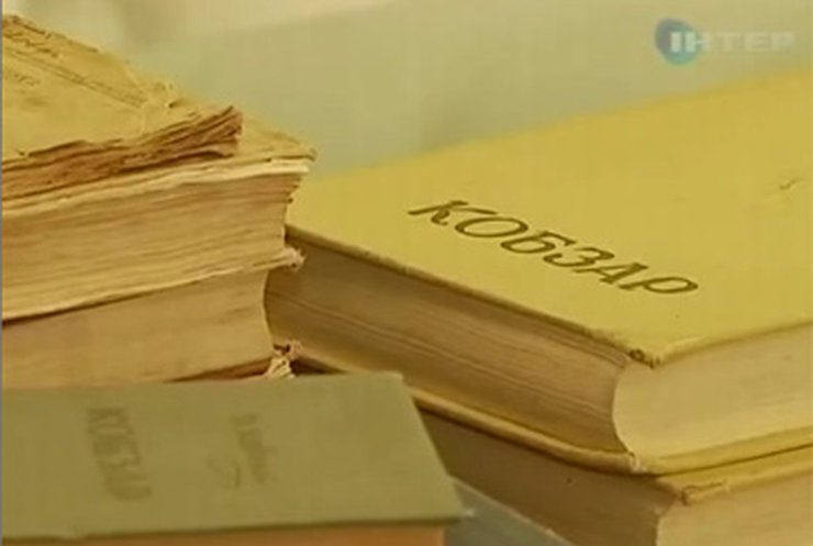 Коллекция музея Шевченко в Каневе пополнилась 109 изданиями "Кобзаря"
