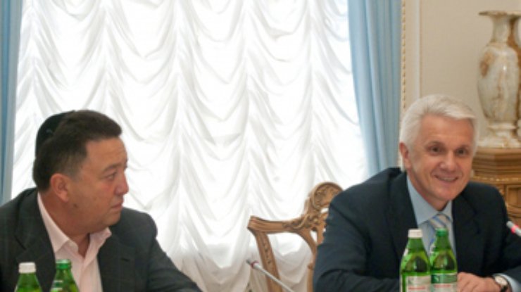 Фракция Партии регионов пополнилась тремя бывшими "бютовцами"