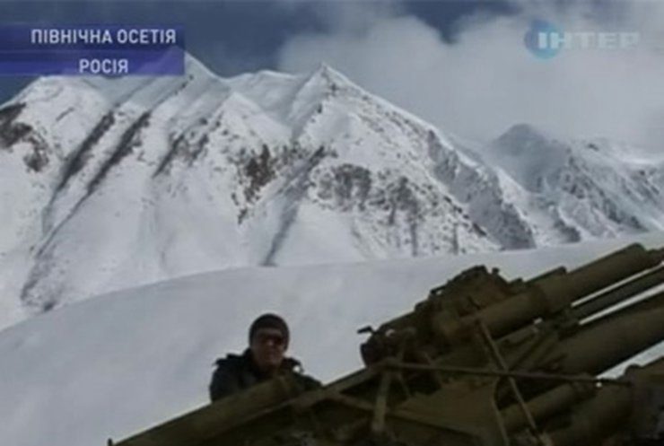 В Северной Осетии искусственно спровоцировали лавины