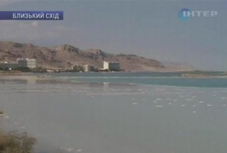 Из-за химических заводов умирает Мертвое море