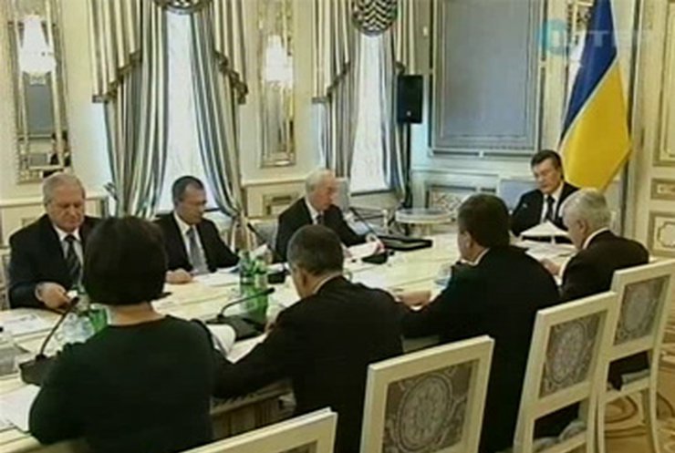 Янукович хочет ликвидировать понятие "гарантированного прожиточного минимума"