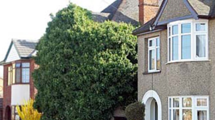 Британский "невидимый дом" упал в цене