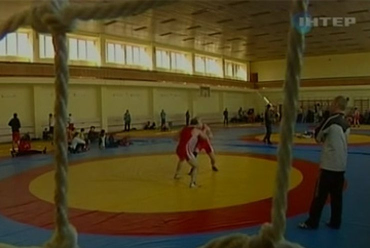 Украинская сборная по борьбе рассчитывает на победу в чемпионате Европы