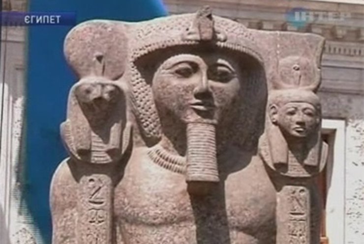 В египетские музеи возвращают утерянные артефакты