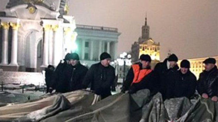 Дело о повреждении плитки на Майдане предпринимателями отправлено в суд