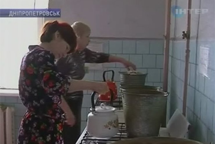 Предприятия Днепропетровска выселяют людей из общежитий