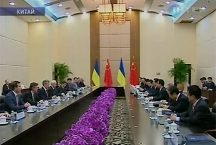 В Украину приедет китайский лидер Ху Цзиньтао