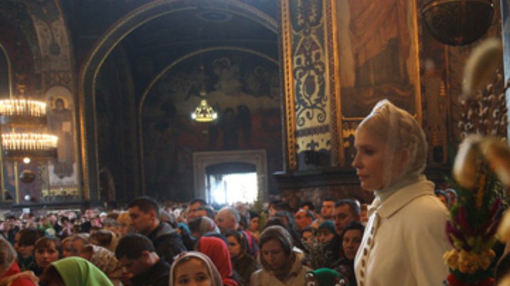 Тимошенко сходила в церковь