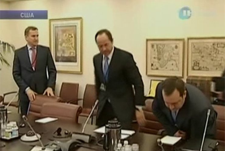 Тигипко просил в Вашингтоне третий транш кредита МВФ