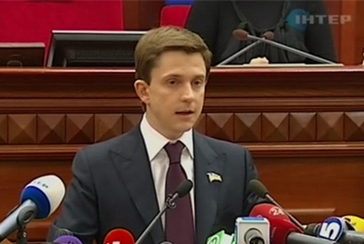 Олесь Довгий больше не секретарь Киевсовета