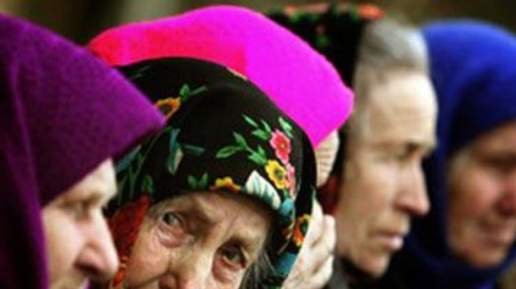 Пенсионный возраст украинкам могут поднять не на 10, а на 15 лет