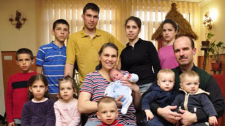 На Буковине женщина стала мамой в двадцатый раз
