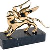 На Венецианской арт-биеннале вручили почетных "Золотых львов"