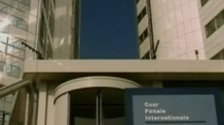 СМИ: Международный суд в Гааге выдаст ордер на арест Каддафи уже на этой неделе