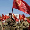 В Партии регионов уверены, что красный флаг - не символ СССР
