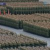 По Красной площади в Москве отмаршировали сегодня 20 тысяч военных