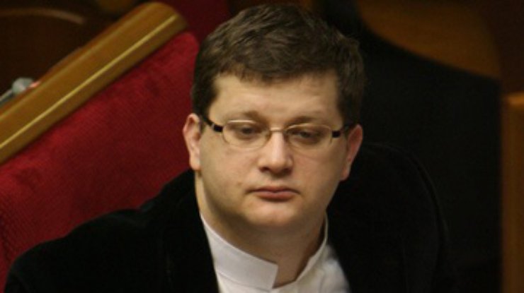 Драка в парламенте: Арьева вызвали в прокуратуру