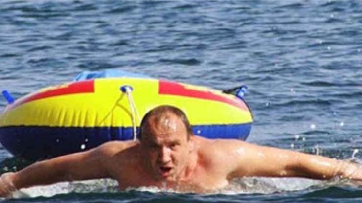 Пловец из Севастополя поплывет в Южнокитайское море в память о бойцах УПА