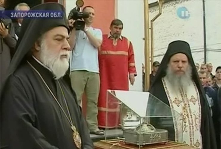 В Украину привезли мощи великомученицы Анастасии Узорешительницы