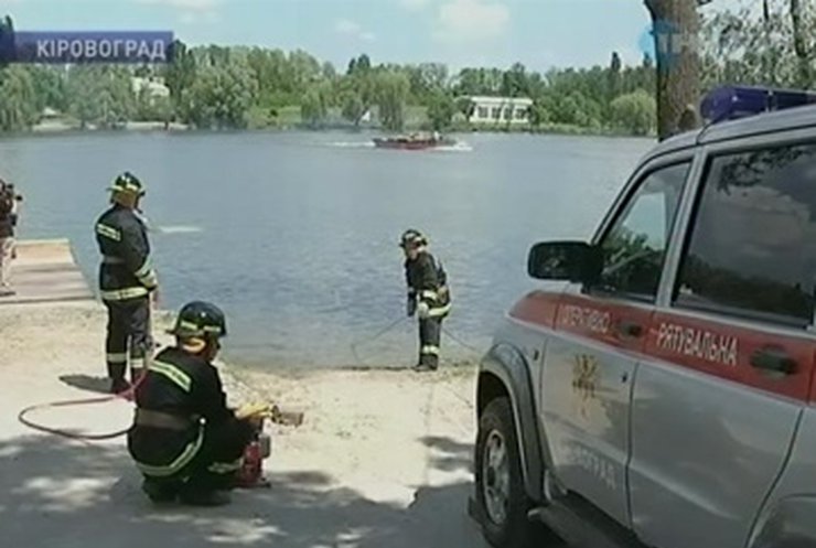 В Кировограде прошли масштабные учения спасателей