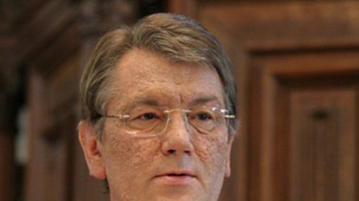Ющенко назвал "огромную ошибку" Януковича