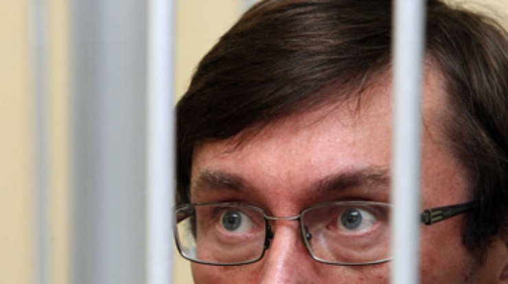 Луценко готов сесть за решетку по решению присяжных