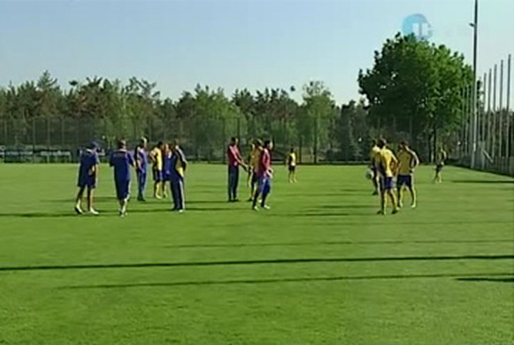 Футбольная сборная Украины провела открытую тренировку с Блохиным
