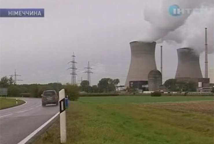 Германия решила полностью отказаться от атомной энергетики
