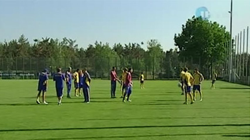 Футбольная сборная Украины провела открытую тренировку с Блохиным
